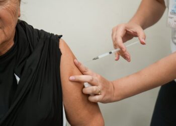 Invita Salud Sonora a vacunarse en centros de salud de Nogales