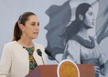 Sheinbaum pide al PT definir “si apoyará o no” la reforma electoral