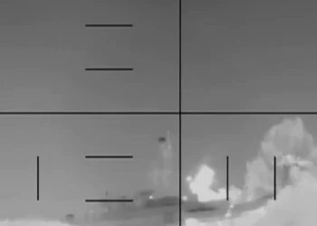 Barco de guerra iraní hundido por EU regresaba de un ejercicio militar organizado por India