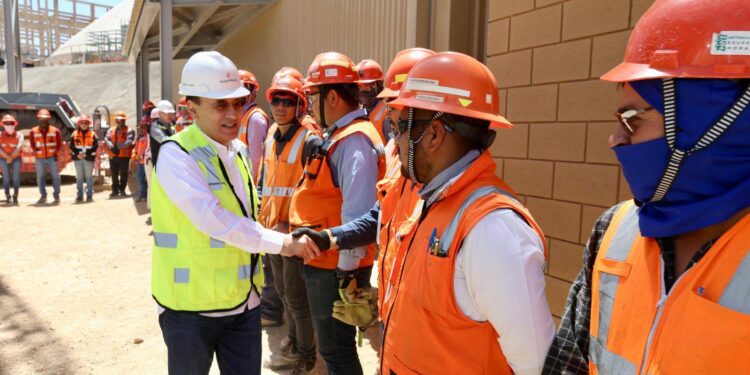 Con el Plan Sonora, gobernador Durazo posiciona a Sonora entre los estados con menor pobreza laboral*