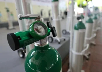 Multan con 800 mdp a Praxair e Infra por prácticas anticompetitivas en oxígeno medicinal