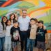 Apoyan Toño Astiazarán y Patty Ruibal talento de niñez hermosillense con mural comunitario en CIF Norte