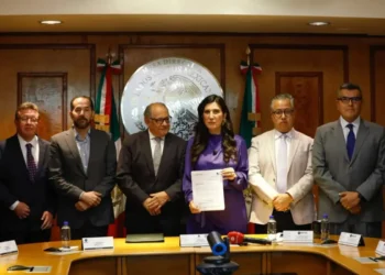 Recibe Cámara de Diputados iniciativa presidencial de reforma electoral