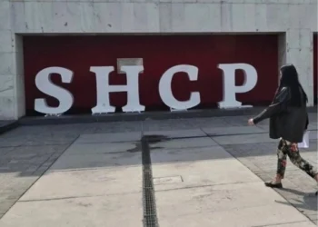 En 2027, la deuda pública representará 55% del PIB