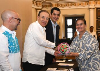 Gobernador Durazo lanza estrategia nacional “Viernes Muy Mexicano” en Sonora para promover consumo de productos nacionales