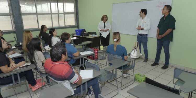 Inician cursos de capacitación de ICATSON en coordinación con Desarrollo Social en Guaymas