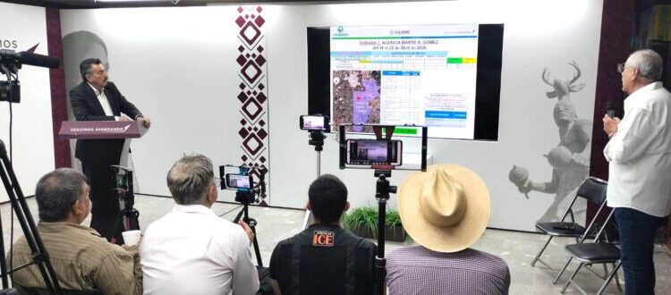 ATIENDE OOMAPASC SOLICITUDES SIMULTANEAMENTE EN CIUDAD Y COMISARÍAS