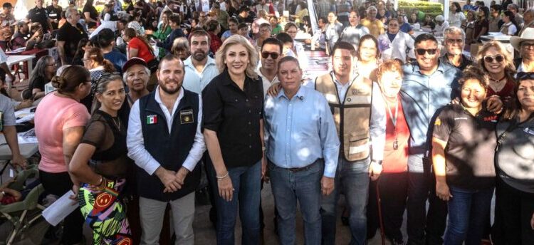 CON JORNADA 33 DE SERVICIOS Y FERIA DE LA PAZ BENEFICIA GOBIERNO MUNICIPAL A FAMILIAS DE LA COLONIA VILLAS DEL SUR