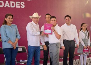 Disminuye en Sonora 13% la deserción escolar con programa de becas de Gobernador Durazo