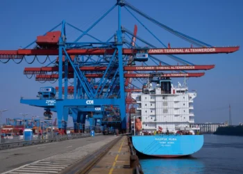 Aranceles de EU derrumban exportaciones de la Unión Europea por segundo mes consecutivo