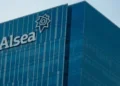 Ganancias de Alsea se hunden cerca de 66 por ciento en el primer trimestre de 2026