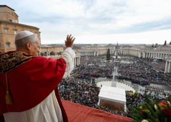 Meloni y la clase política italiana tachan de «inaceptables» las críticas de Trump al papa