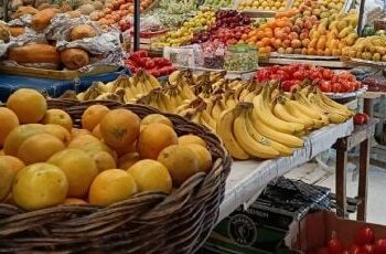 Se modera inflación a 4.53% en la primera mitad de abril, reporta Inegi
