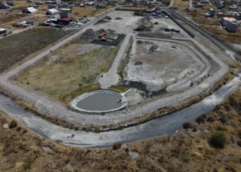 Invasores lotifican área protegida de Ecatepec, con maquinaria de 100 mdp