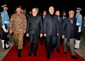 Irán afirma que «exigencias irrazonables» de EU hicieron fracasar negociaciones en Pakistán