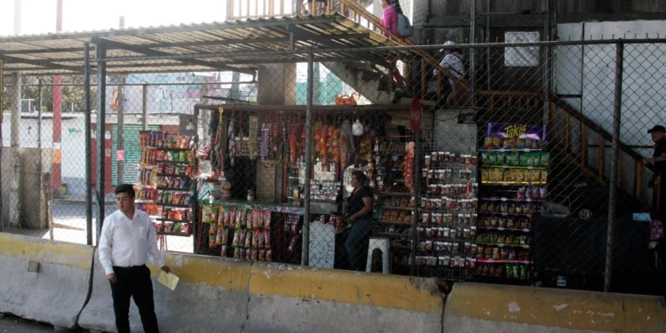 Ventas minoristas redujo su avance en febrero