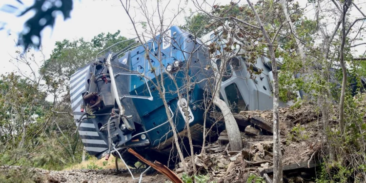 FGR responsabiliza a maquinista, chofer y jefe de despacho por accidente del Tren Interoceánico