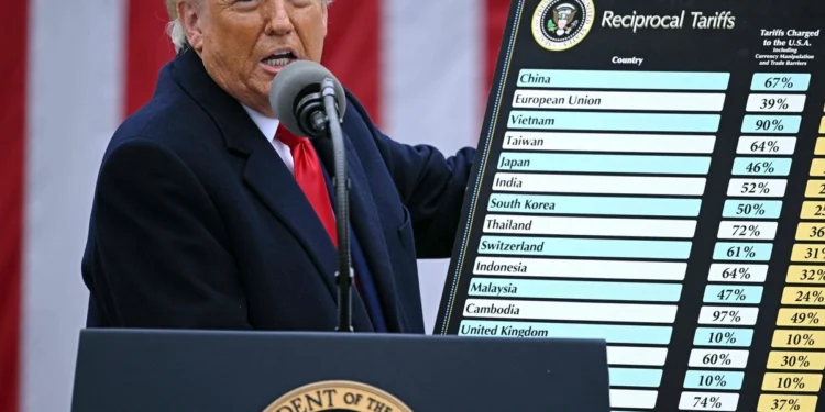 Crecen exportaciones de México a un año de los aranceles de Trump