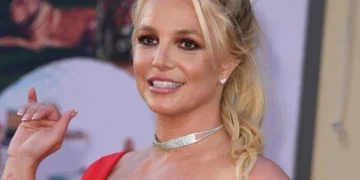 Britney Spears ingresa a centro de rehabilitación por abuso de sustancias
