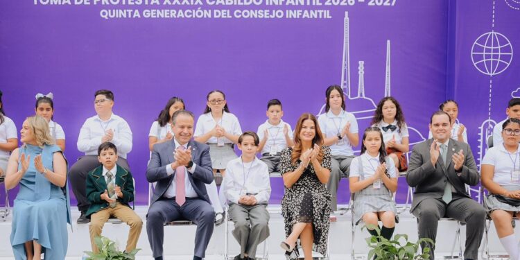Toma protesta Toño Astiazarán a Cabildo Infantil que impulsará el uso responsable de pantallas electrónicas para el sano desarrollo de las infancias