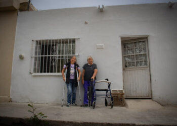 Entregan vivienda rehabilitada y segura a familia hermosillense