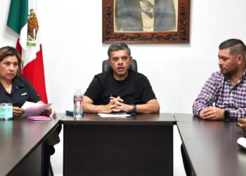 Sesiona Consejo Municipal de Protección Civil por incendio en basurón