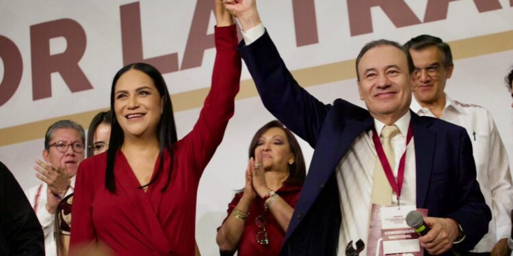 Unidad y fortaleza rumbo a 2027: Alfonso Durazo toma protesta a Ariadne Montiel como presidenta de Morena