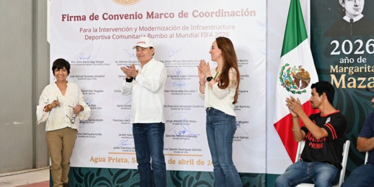 Gobernador Durazo y Sedatu entregan escrituras y fortalecen certeza patrimonial en Sonora