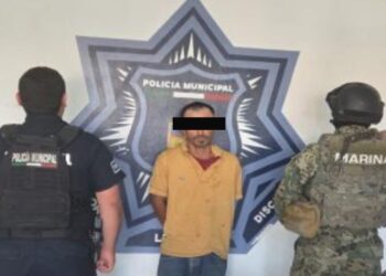 DETIENE POLICÍA MUNICIPAL A TRES PERSONAS POR VIOLENCIA FAMILIAR