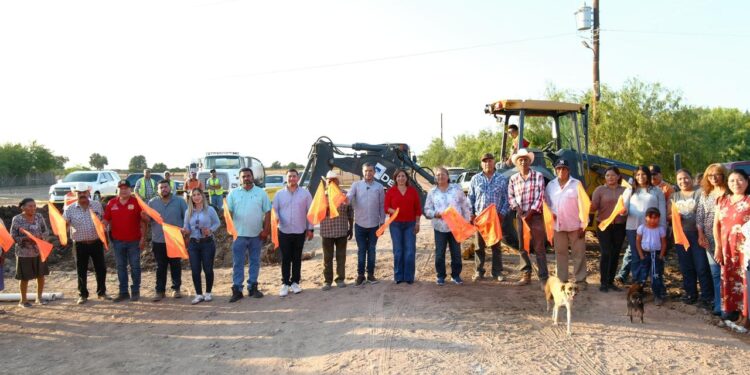 Arranca rehabilitación de red de agua potable en La Oraba tras años de rezago