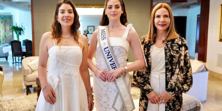 Impulsan Rocío Chávez y Fátima Bosch Proyecto Horizonte para transformar la vida de adolescentes en Sonora