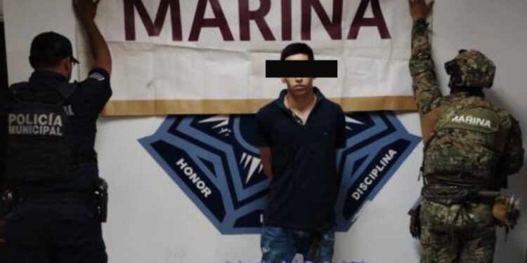 SSPM Y MARINA DETIENEN A TRES POR PRESUNTO DELITO CONTRA LA SALUD EN CAJEME