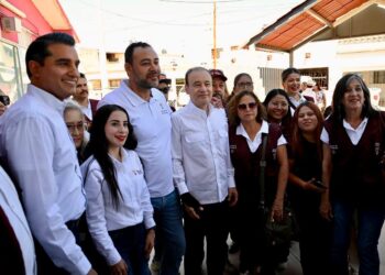 Arranca Gobernador Durazo entrega de becas Rita Cetina para alumnas y alumnos de primarias públicas