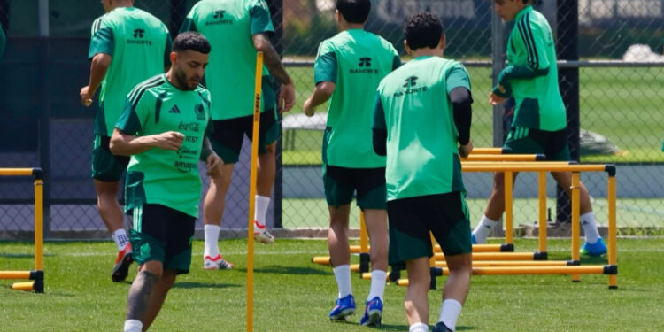 Aguirre no descarta cambios de último minuto en lista de seleccionados para el Mundial