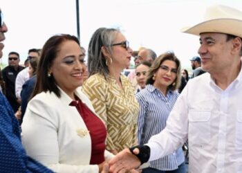 Durazo y Sheinbaum mejoran conectividad en el norte de Sonora con rehabilitación de carreteras
