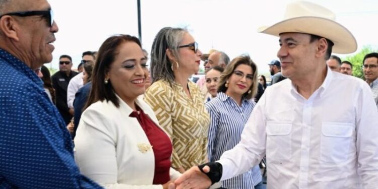 Durazo y Sheinbaum mejoran conectividad en el norte de Sonora con rehabilitación de carreteras