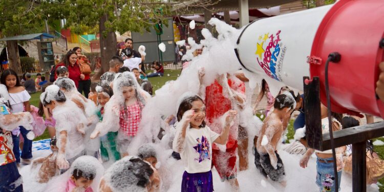 *Gobierno de Sonora celebra a las niñas y los niños con festejo en el Parque Infantil*