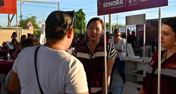 Gobierno de Sonora brinda orientación laboral en feria de servicios “Sonora Atiende”