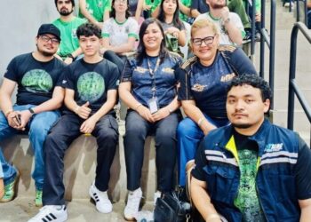 Participan estudiantes sonorenses en torneo internacional de robótica en Brasil