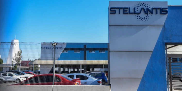 Las exportaciones de vehículos ligeros suben 11 por ciento en abril, y 4.68 por ciento en el primer cuatrimestre