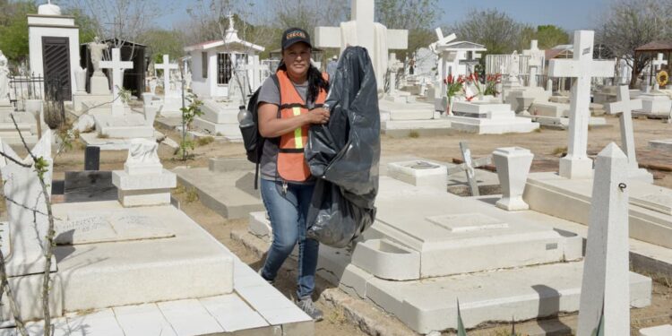 Con motivo del Día de las Madres mantendrá operativo de limpieza en los panteones Gobierno de Hermosillo