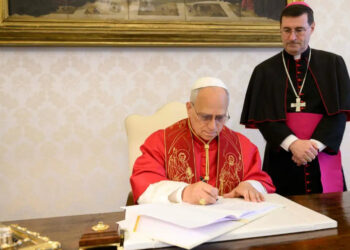 El Papa León XIV exige regulación firme a la IA en su primera encíclica donde aborda el futuro de la humanidad