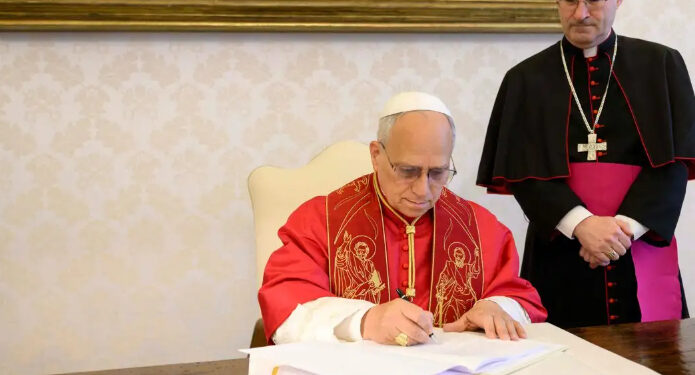 El Papa León XIV exige regulación firme a la IA en su primera encíclica donde aborda el futuro de la humanidad