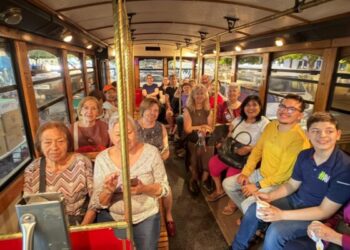 Continúa Trolebús recorridos históricos durante el mes de mayo