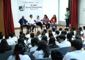 DA BIENVENIDA JAVIER LAMARQUE A LA ESTRATEGIA NACIONAL DE ATENCIÓN A LA SALUD MENTAL PARA LAS Y LOS JÓVENES DE CAJEME: EL ABC DE LAS EMOCIONES