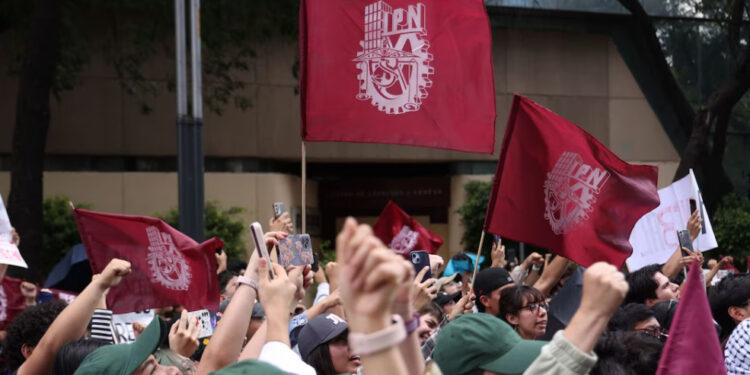 SEP presenta a alumnos del IPN un borrador de respuesta a su pliego petitorio; propone diálogo