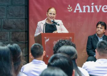 Reconoce el Ayuntamiento de Guaymas a estudiantes con excelencia académica