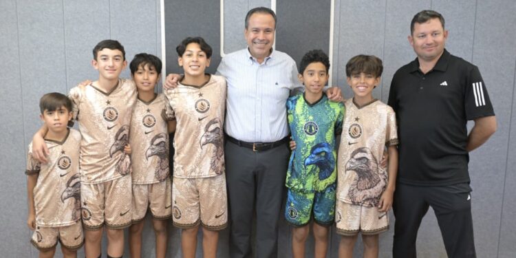 Impulsa Toño Astiazarán talento deportivo con casi 250 nuevos apoyos a hermosillenses