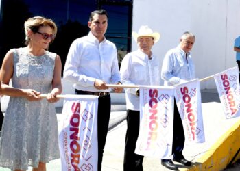 Gobernador Durazo arranca distribución de más de 3.3 millones de libros de texto en escuelas públicas