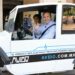 Reconoce Toño Astiazarán a jóvenes creadores de vehículo eléctrico AVIDO